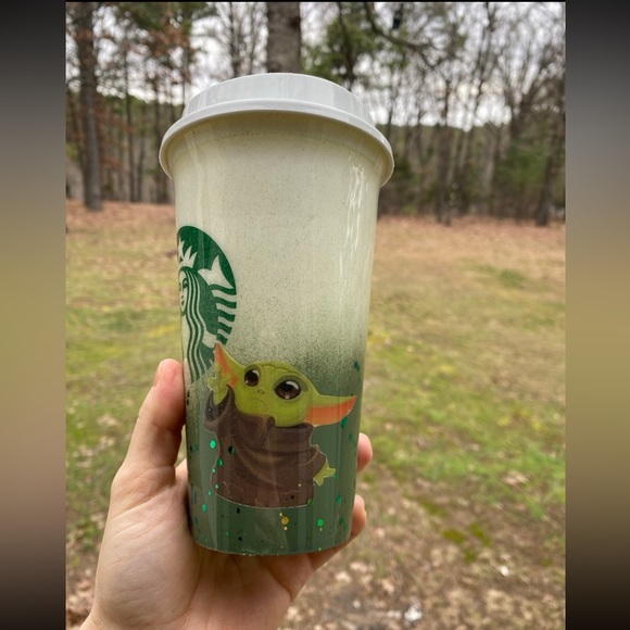 Starbucks the child cup - Picture 2 of 4